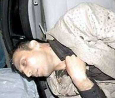 Así quedó el cuerpo de Valentín Elizalde tras ser acribillado.